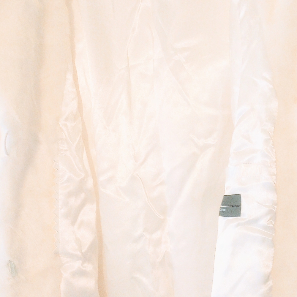 Pamela McCoy Cream Faux Fur Coat - Picture 8 of 10